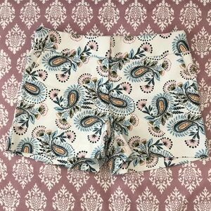 Loft sz 2 paisley floral shorts